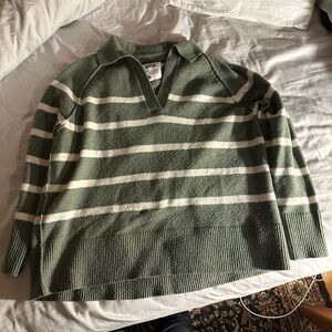 Aerie Soft Green Knit Sweater
